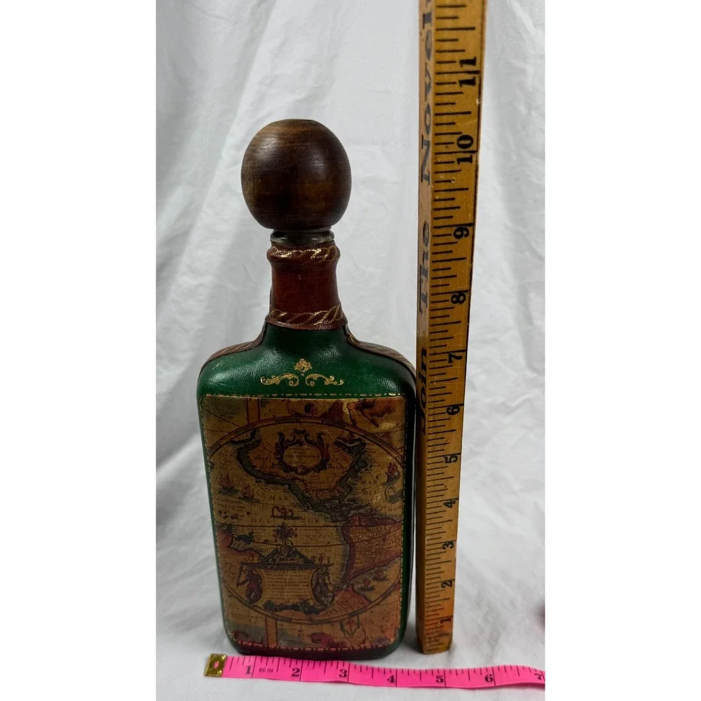 Vintage Italian Style World Map Liquor Decanter Wood Stopper Barware